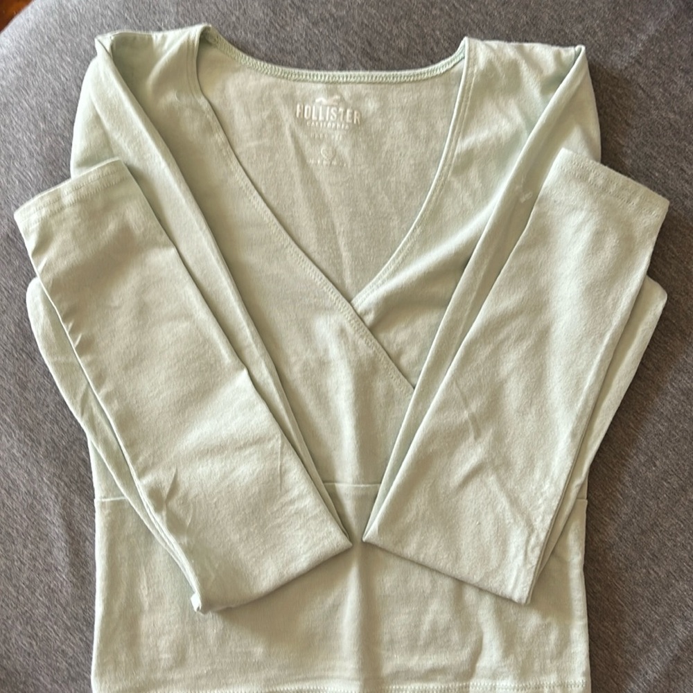 Hollister Long Sleeve Top